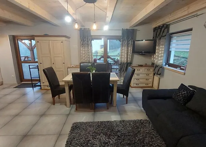 Zakatek شاليه Sosnówka